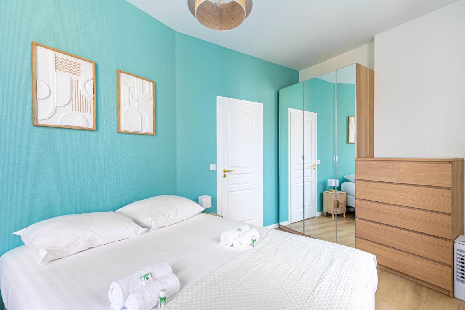 Guestready - Apt Moderne - Direct Champs Elysees Appartement Clichy Buitenkant foto