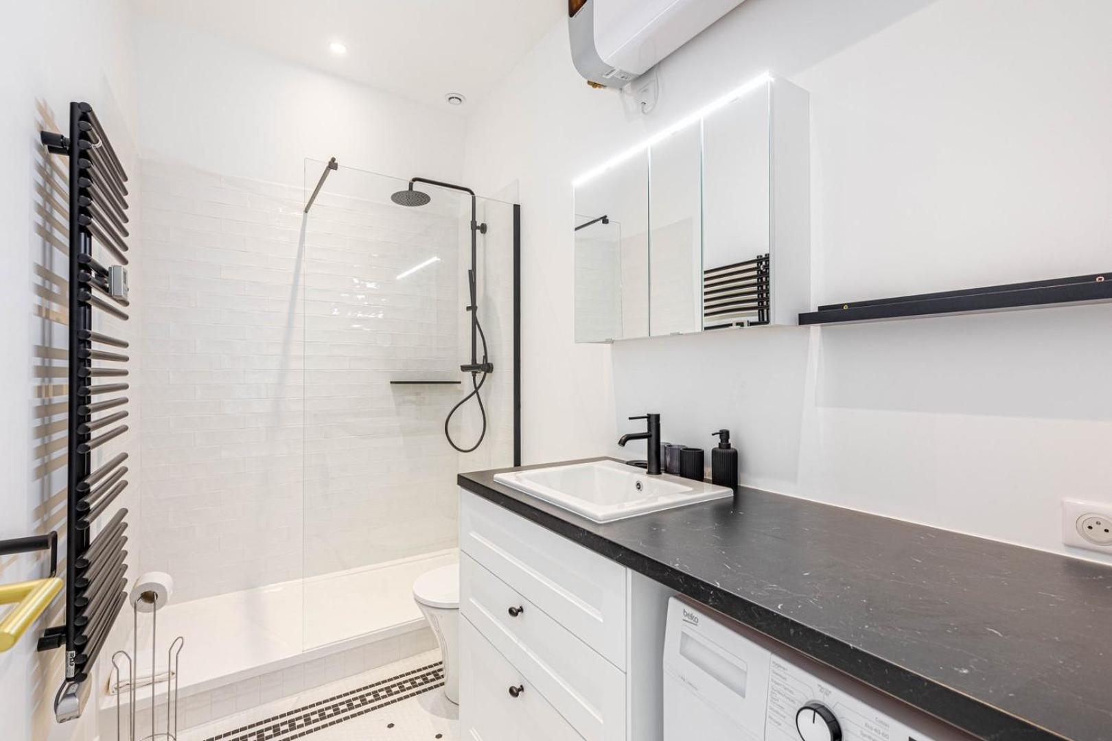 Guestready - Apt Moderne - Direct Champs Elysees Appartement Clichy Buitenkant foto