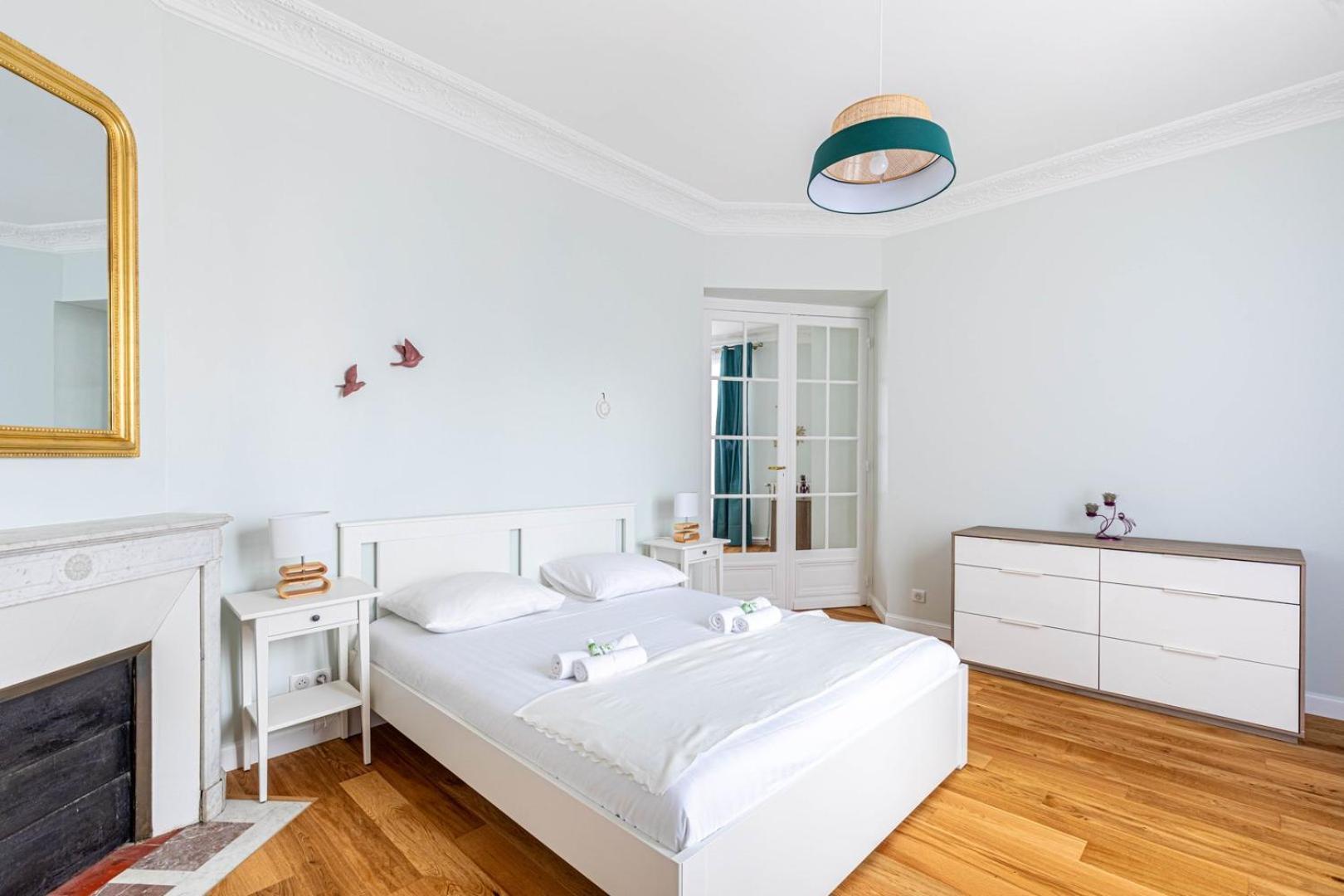 Guestready - Apt Moderne - Direct Champs Elysees Appartement Clichy Buitenkant foto